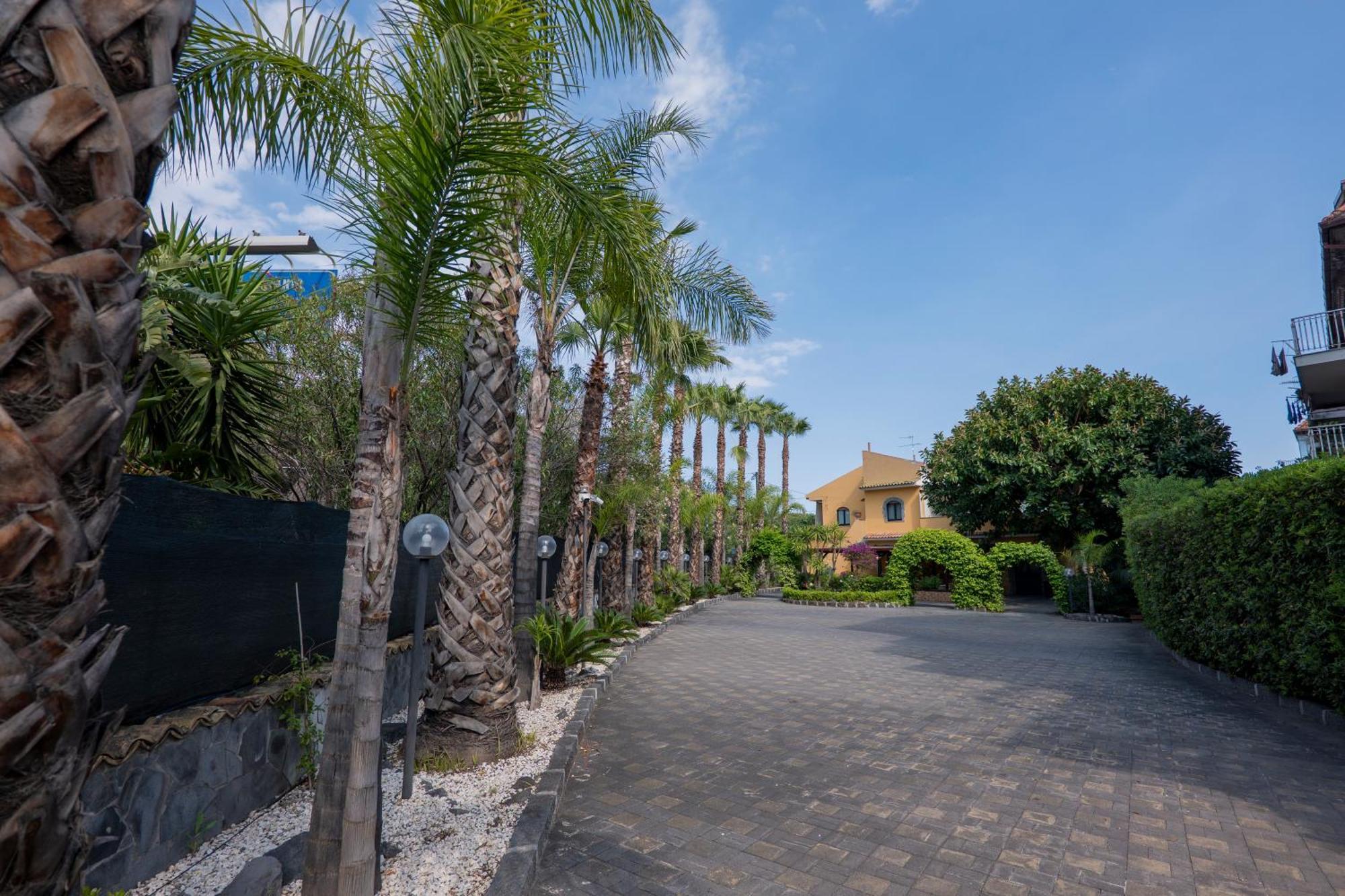 Villa Seta Giardini-Naxos Exterior foto